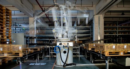 波司登 以研发创新驱动，净利润逆势增长42.1% 引领全球羽绒服市场